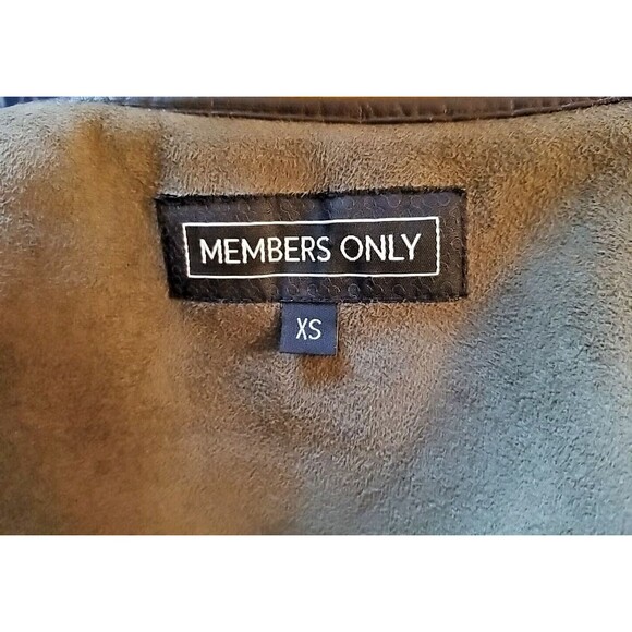 Members Only VTG Womens Faux Suede Green Buckle Vest Top Faux Sherpa  XS     T24 - Picture 8 of 13